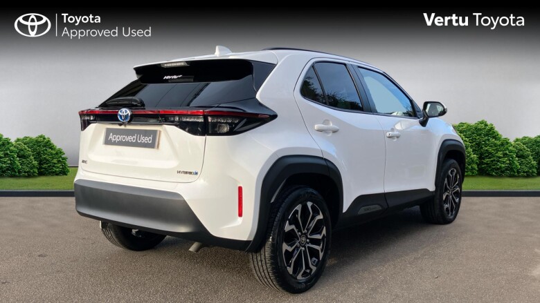 Toyota Yaris Cross 1.5 Hybrid Design 5dr CVT Hybrid Estate